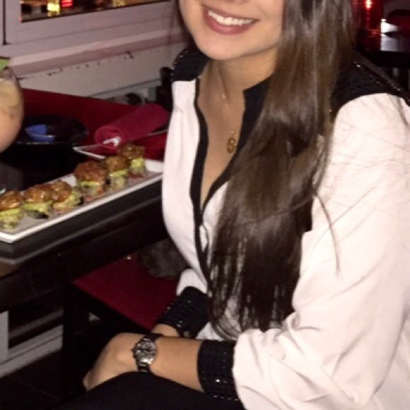 Dressy White Button Down With Black Details - Picture 6 of 7